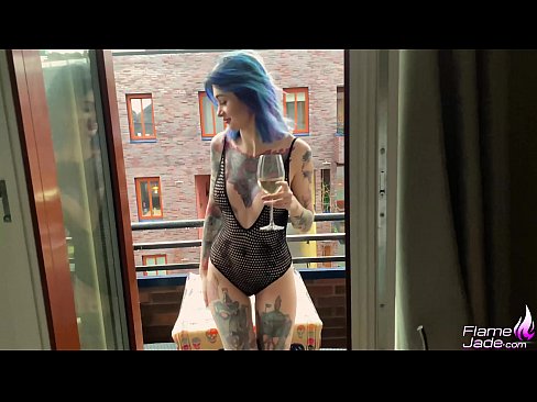 ❤️ Ragazza tremenda chì succhia cù una bocca è cazzo appassionatamente sottu à u celu apertu ☑ Porno anale à noi ❌